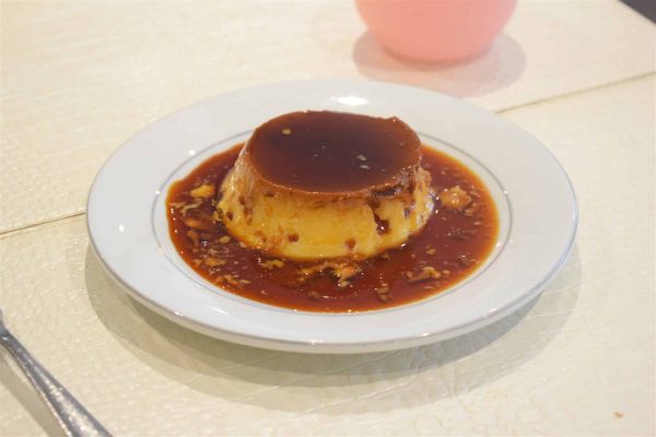Mousse au chocolat ou crème caramel – Image 2